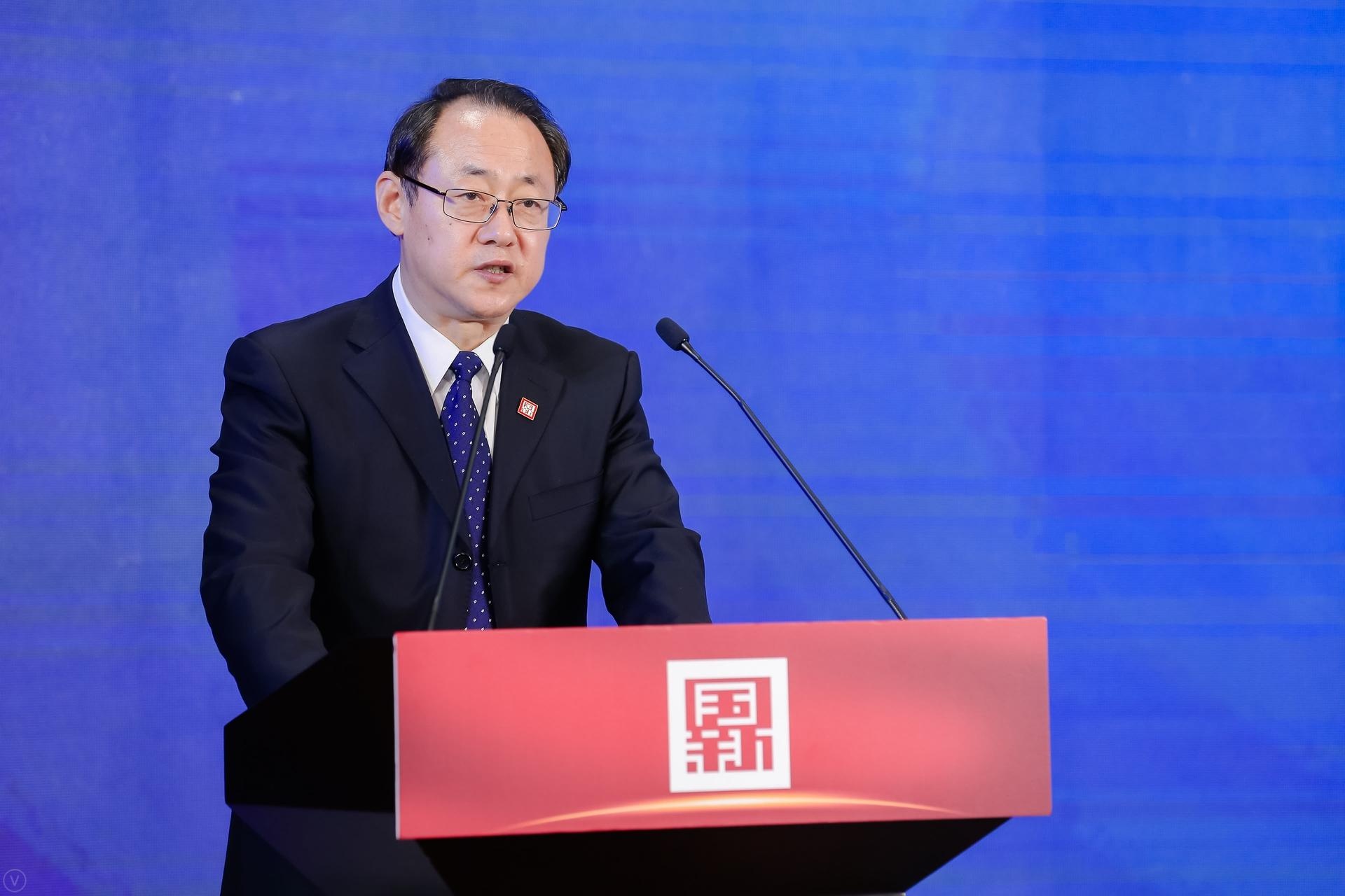 冯波声出席综合改革试验基金群签约仪式并致辞