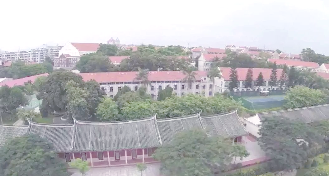 华侨大学厦门与龙舟池校区全景及校园生活揭秘