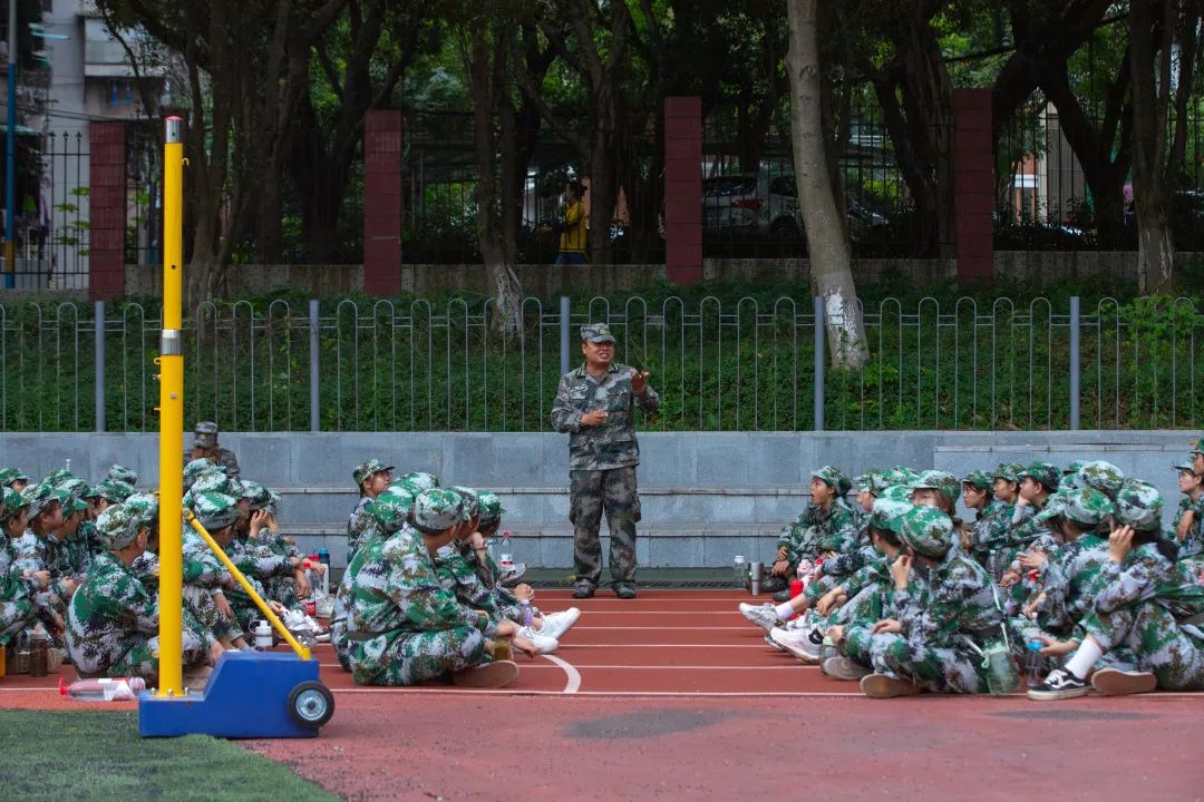 报告长官 集合完毕