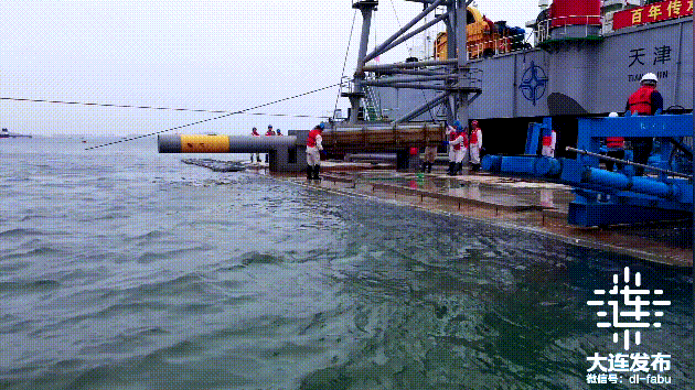 港隆西路部分道路封闭,大连湾海底隧道南岸陆域段施工全面展开,为沉管