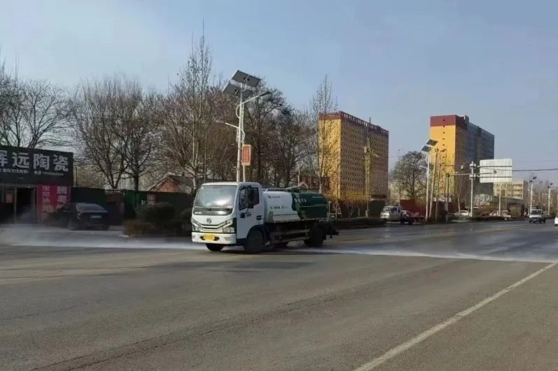 邯郸交通：春季绿化养护忙，提升环境保畅通