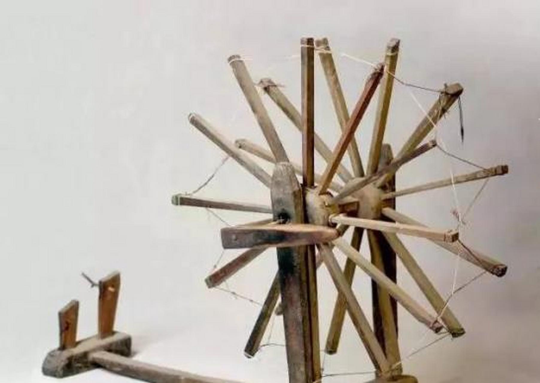 [兔子]在古代社会,农业生产工具的改进和提高生产力的过程中,社会制度