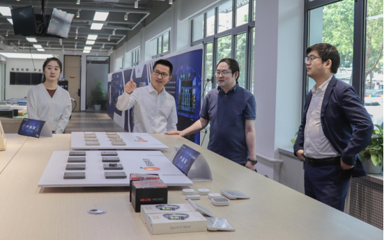 北京大学智慧城市研究与规划中心主任柴彦威教授莅临北京城房科技集团