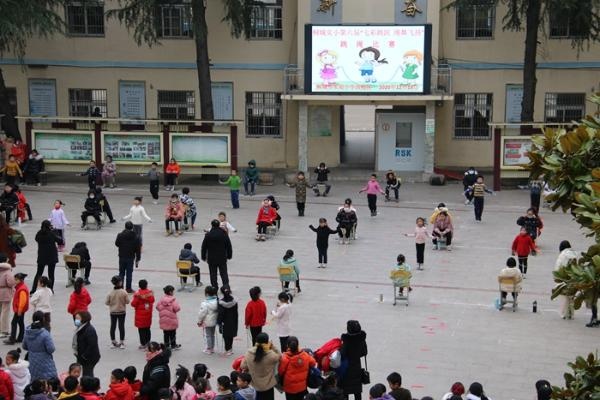 七彩跳跃 绳舞飞扬——桐城市实验小学举办第六届跳绳比赛