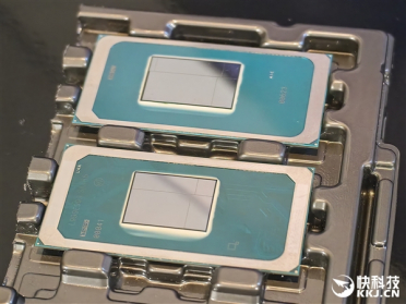 Intel准备酷睿Ultra X9 378H：这牙膏 越来越细了！