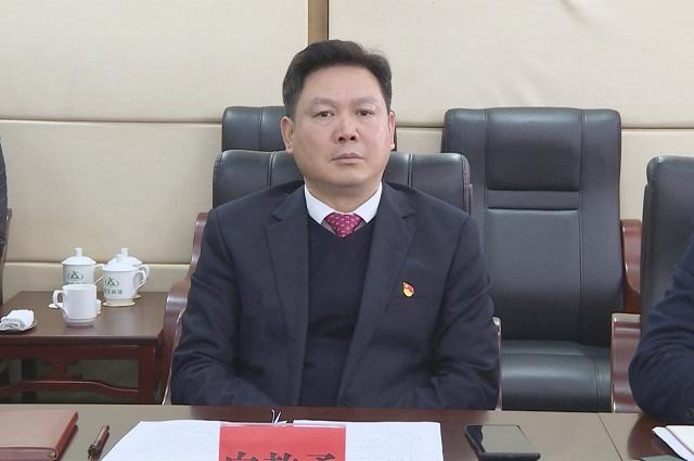 向乾勇调度第七批包案信访事项