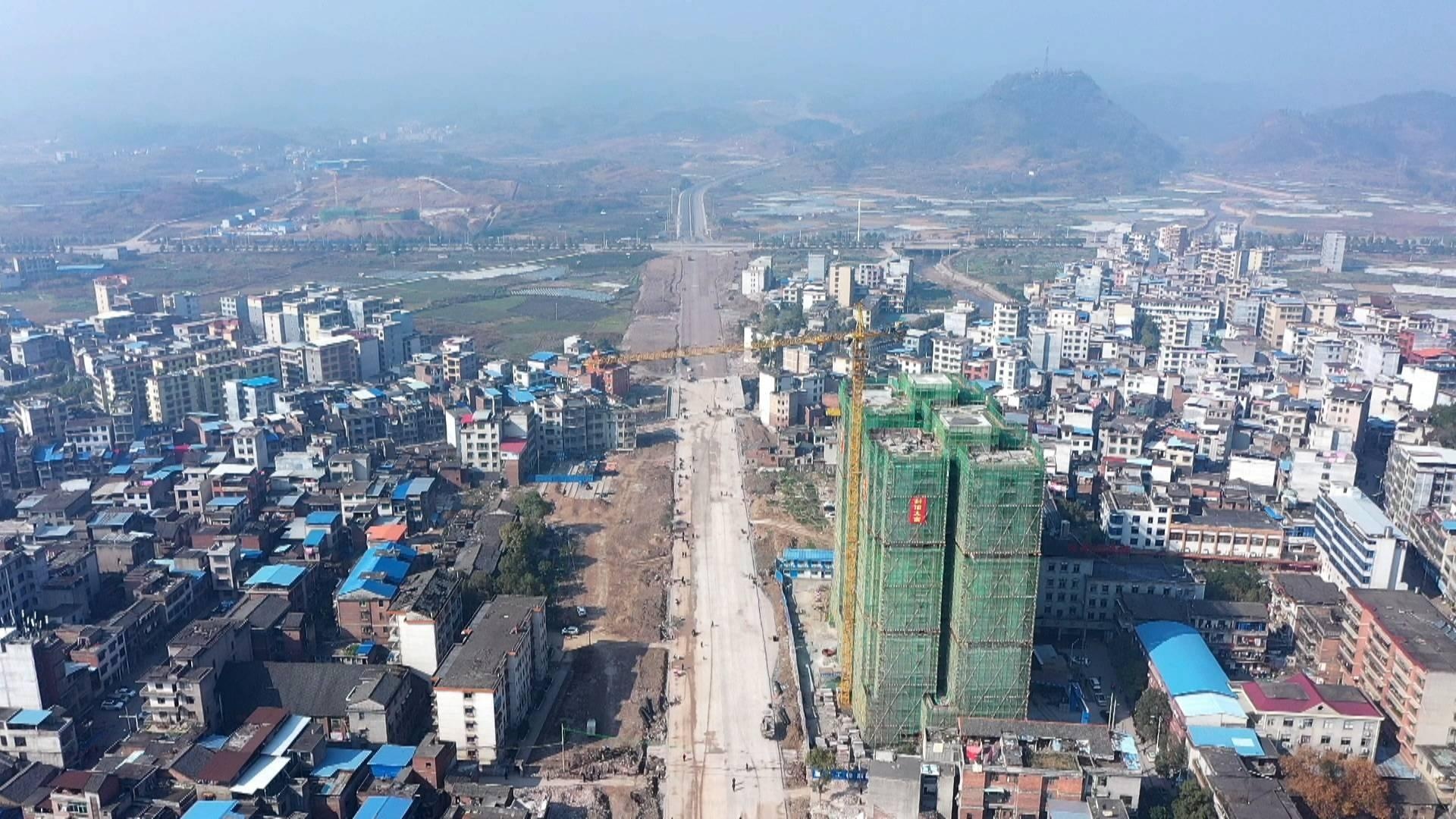 临武县:东云路延伸路段将于25日通车