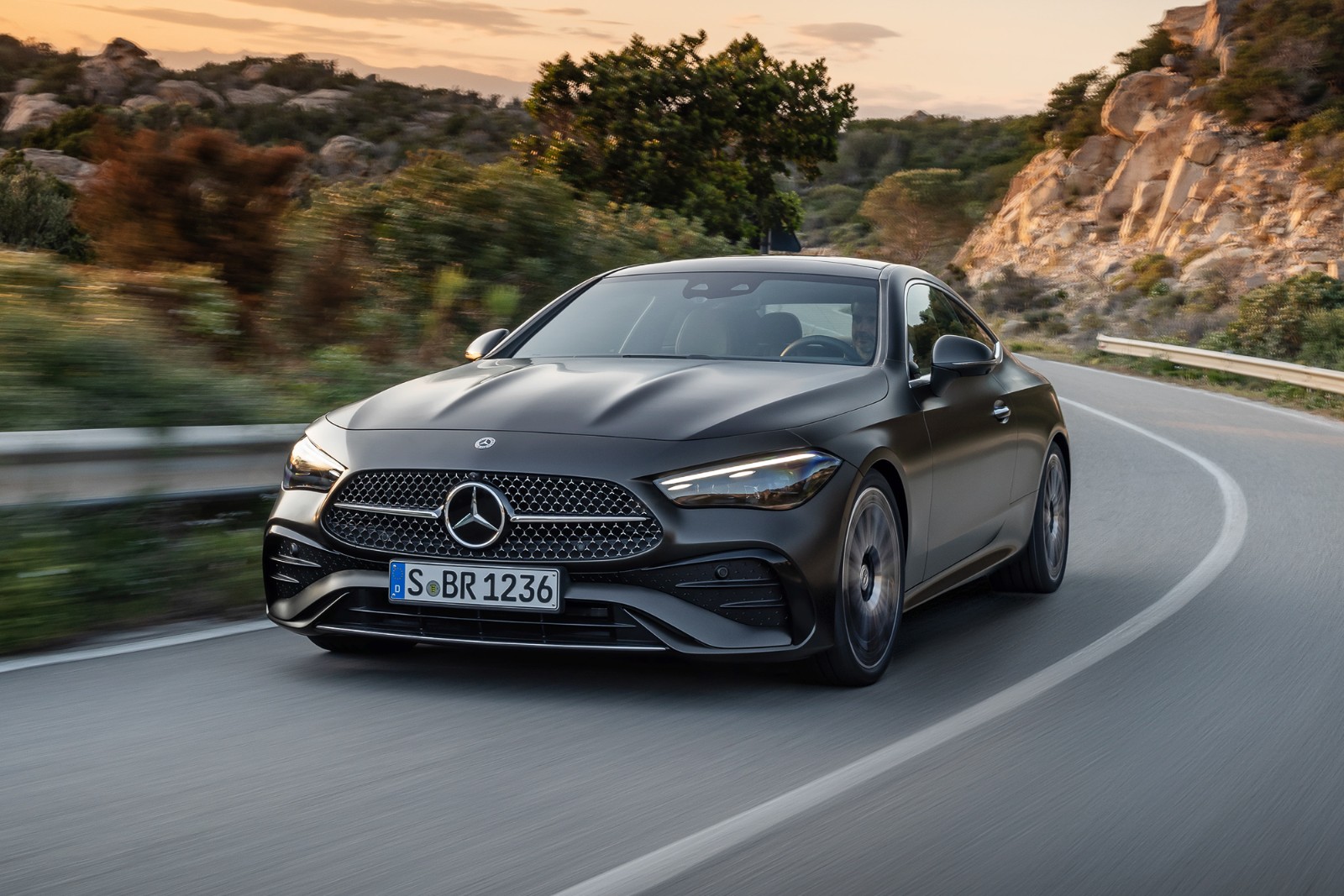 这将会是多少人的dream car?解读奔驰cle跑车