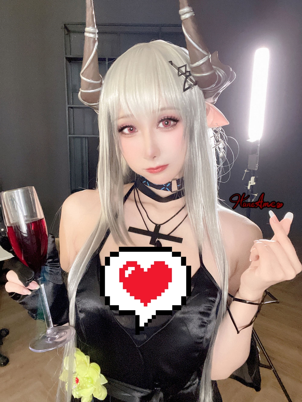 雨波写真合集cos图片:明日方舟 泥岩