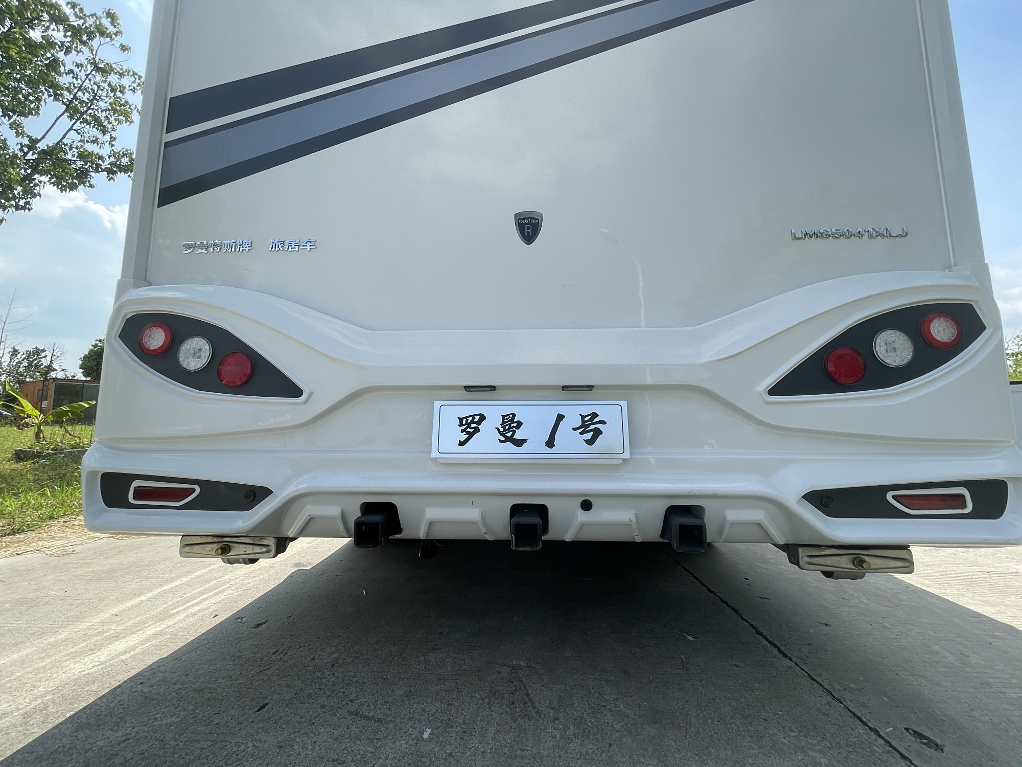 罗曼1号c型房车,颜值在线的实力派,标配1200ah锂电1000w太阳能