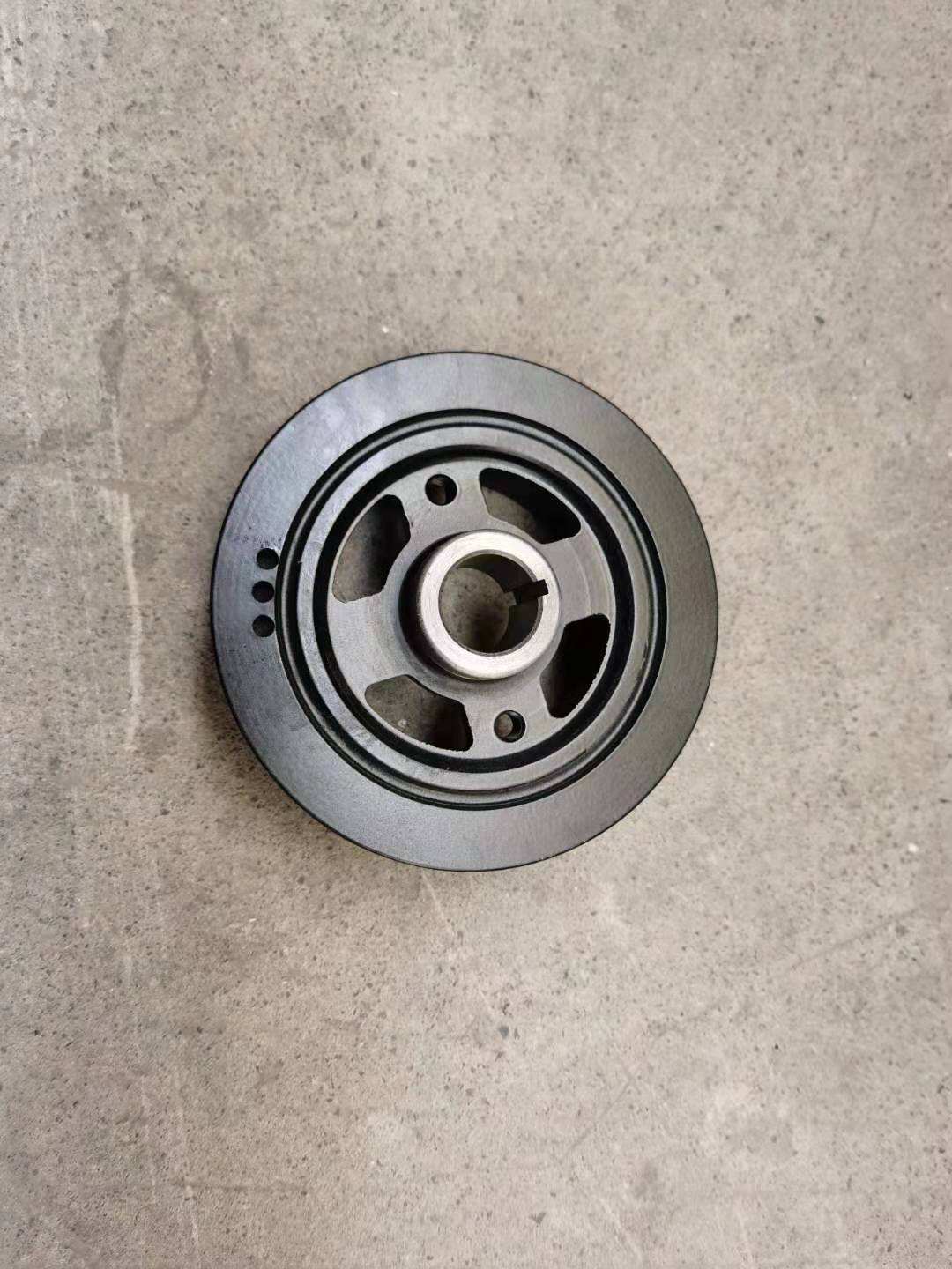 曲轴皮带轮多久换一次?