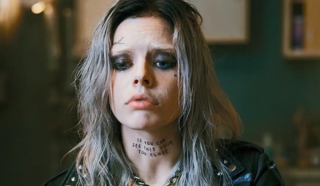 哈利波特腰间持枪,开启暴力美学模式