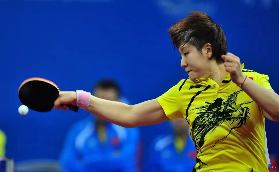 为什么直板打不过横版?