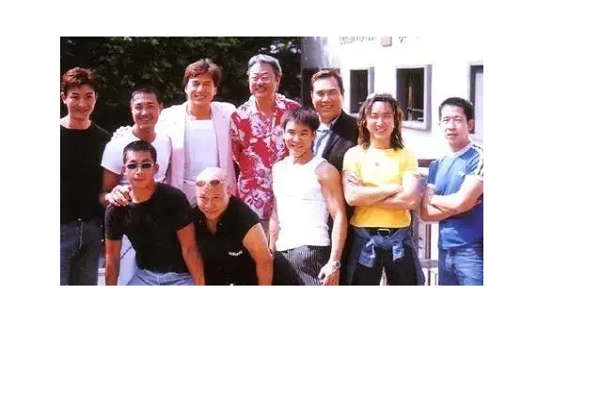 聂荣鑫为什么退出成家班