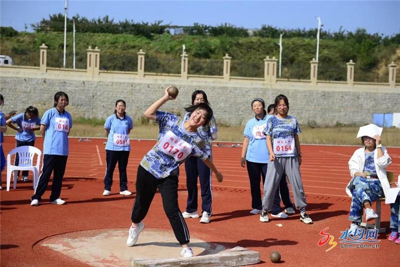 弘扬体育精神 共赴文化盛宴 烟台三中隆重举行第十三届体育文化节