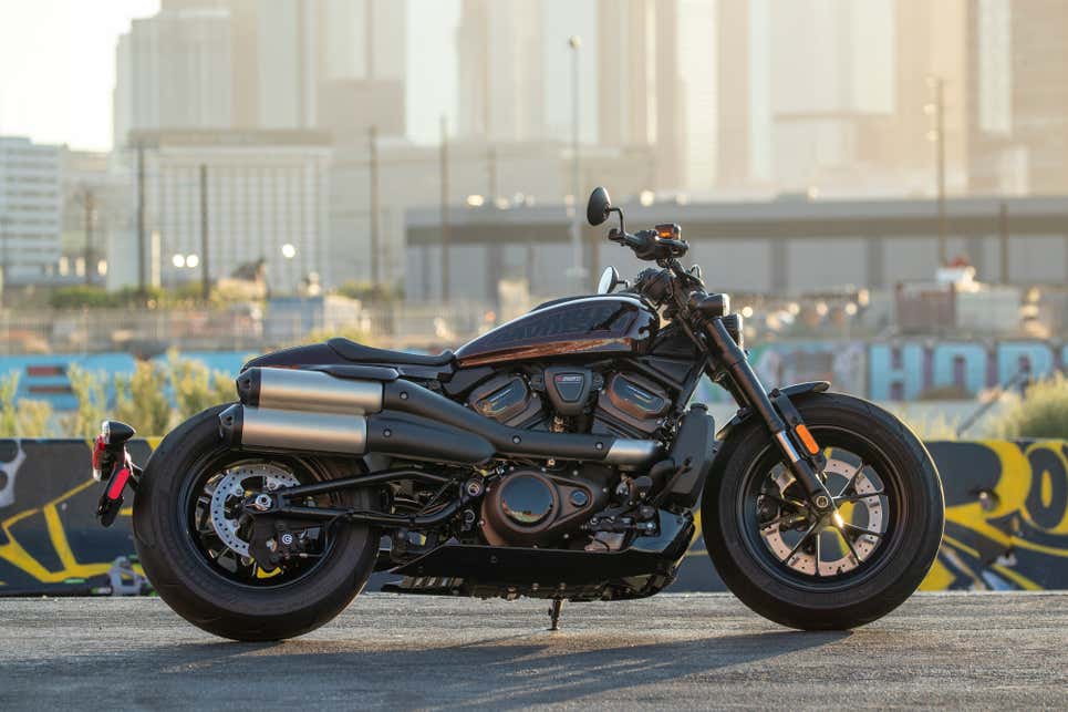 2022 年哈雷戴维森 sportster s 是一种范式转变!