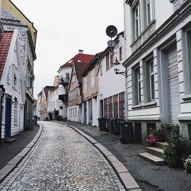 租剧本杀现在很火爆吗?