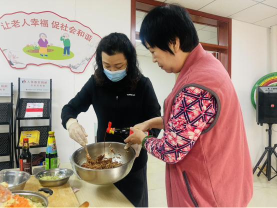 立冬到 吃饺子啦！网信静海2023-11-09 10:57网信静海2023-11-09 10:57