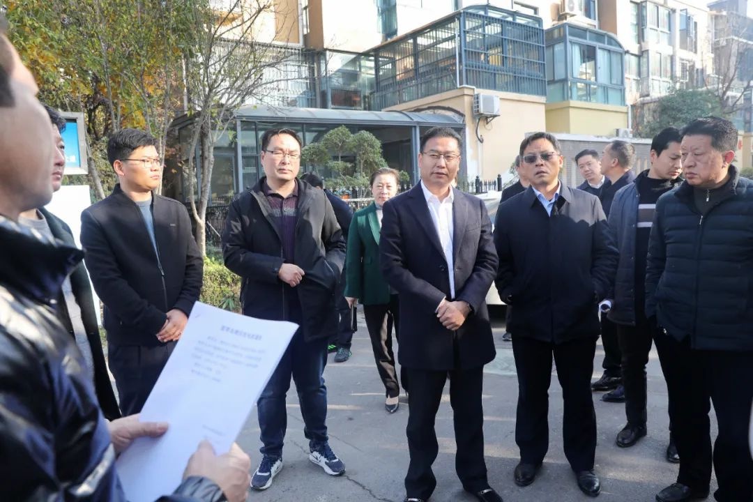 汪继宏督查铁路,公路及河道沿线环境整治工作