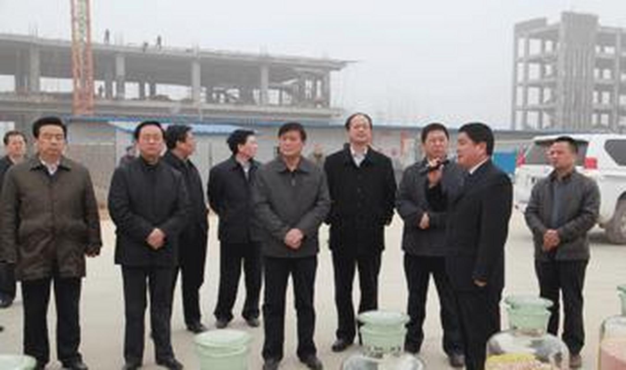 商丘头条#吴宏蔚的官场人生 这位大哥是商丘本地干部,几十年官场生涯