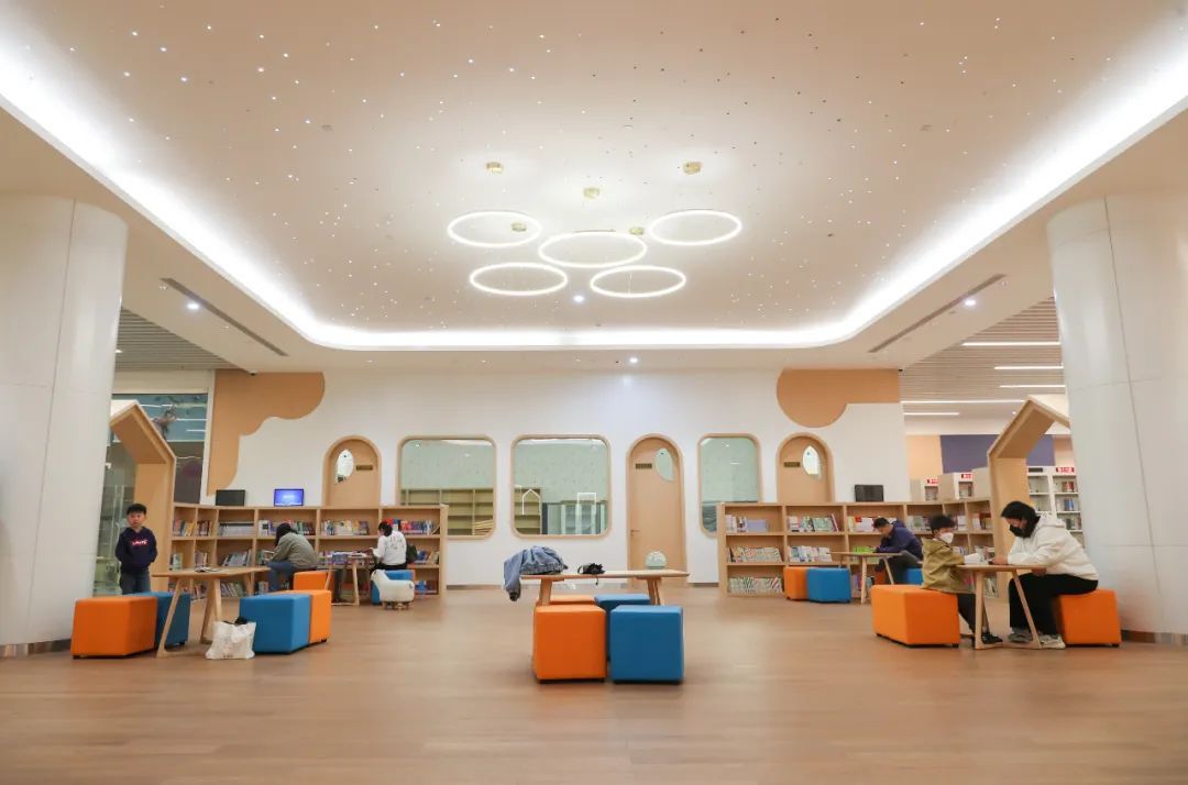 松江区图书馆新馆今日开馆,你关心的问题都在这里