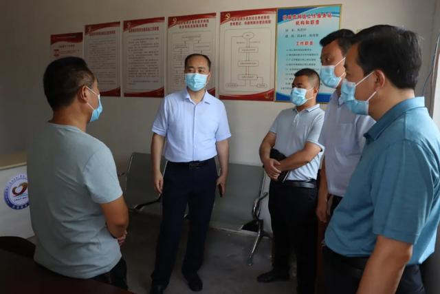 邯郸临漳:李书峰实地调研疫情防控,基层党建工作