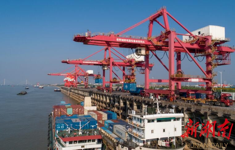 港口,外贸,园区!城陵矶新港区"三驾马车"拉动经济高质量增长