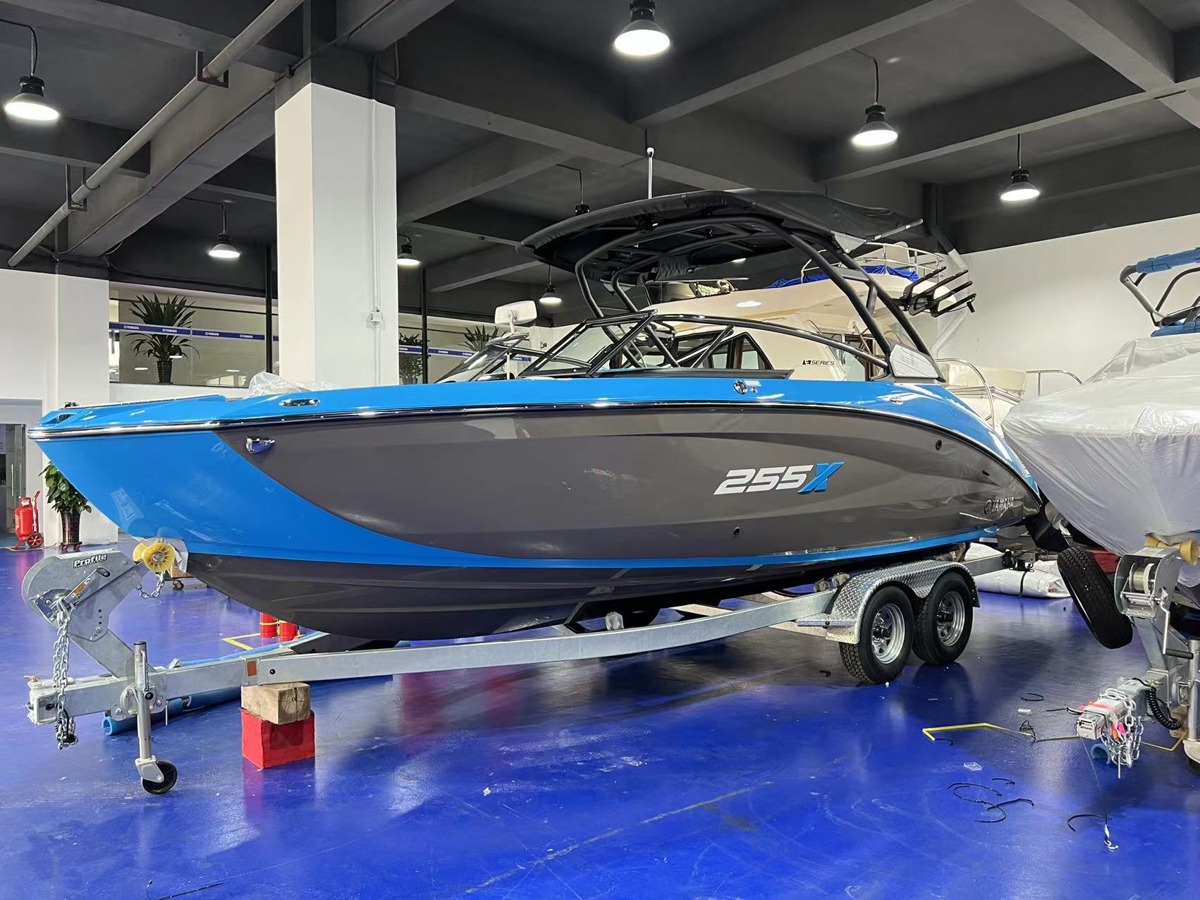 全国首发 2022款雅马哈255x喷射造浪艇