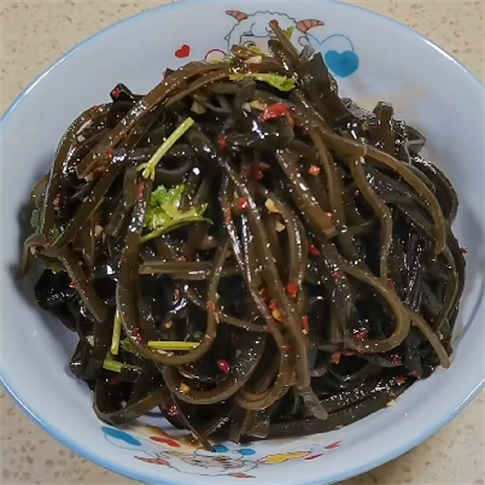 海带丝的做法家常炒菜:清爽可口!营养又健康的简单做法大公开!