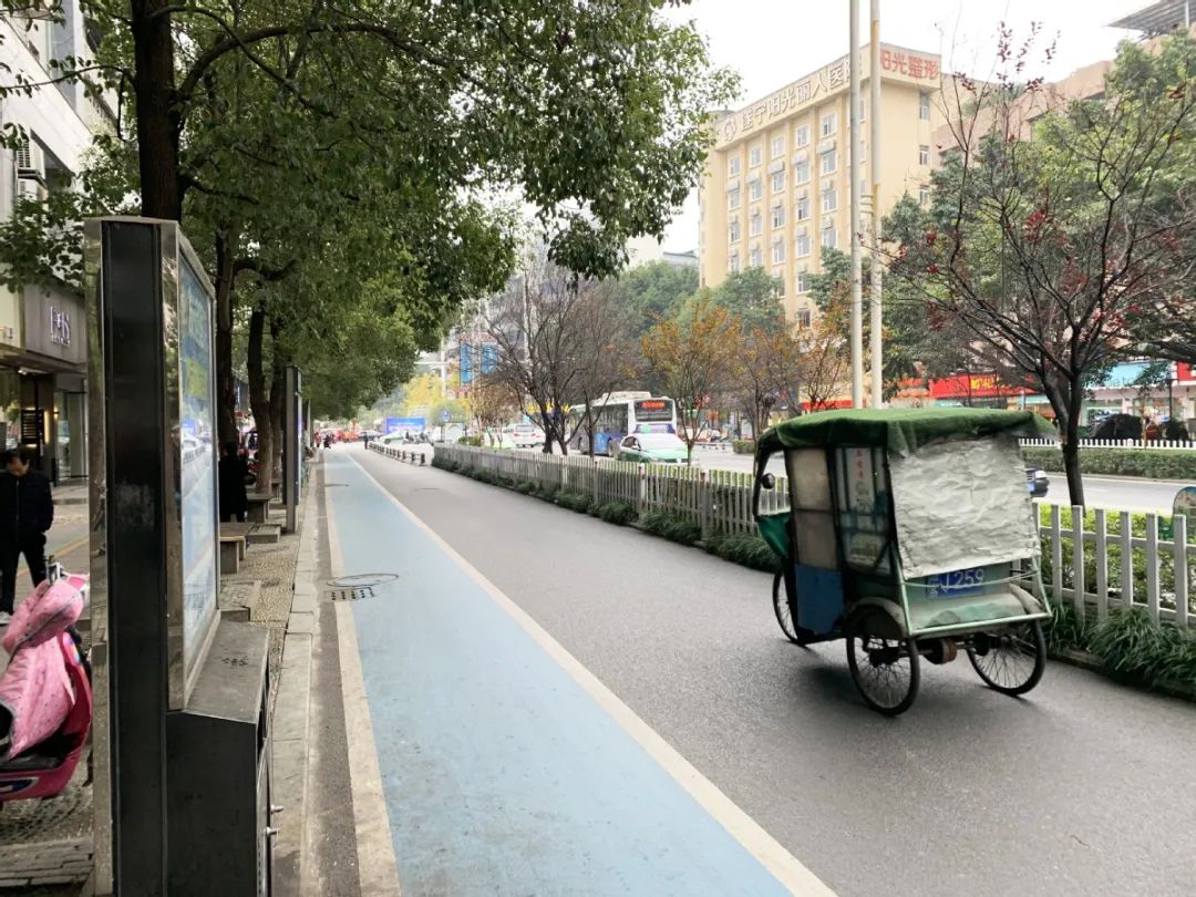 市城区人力客运三轮车现状如何?记者调查发现