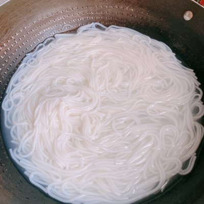 常德红烧牛肉炖粉