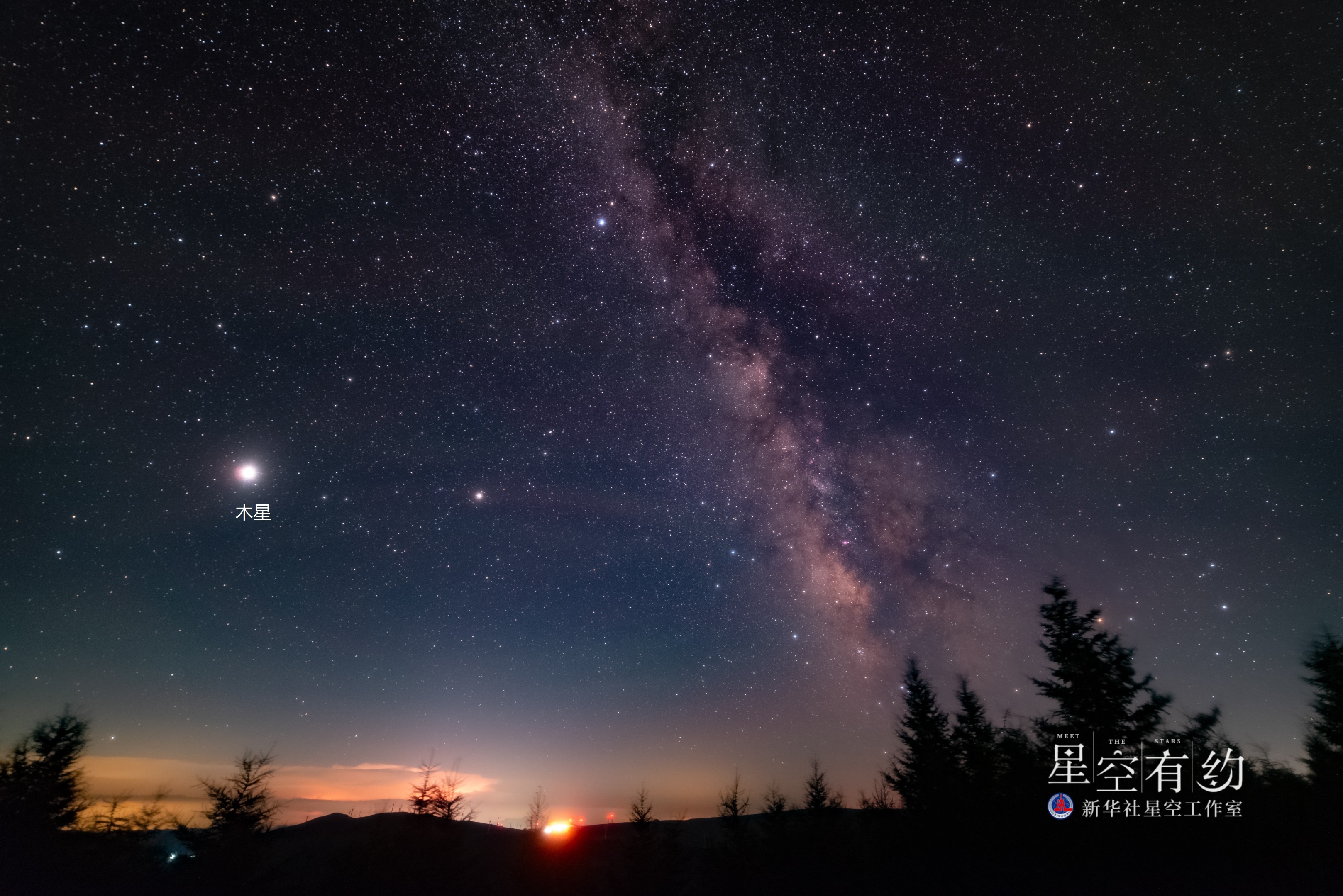 上弦月夜景图片图片