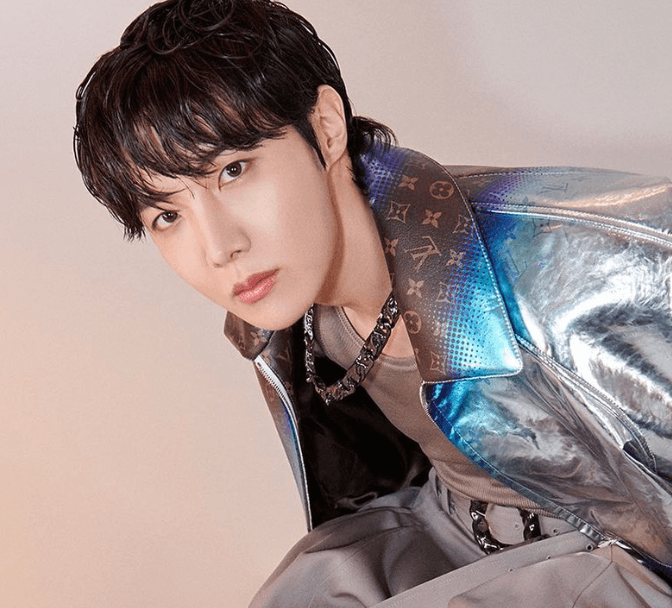 bts suga自爆差点不能出道!透露曾要他离开宿舍:「但我坚持住了」!