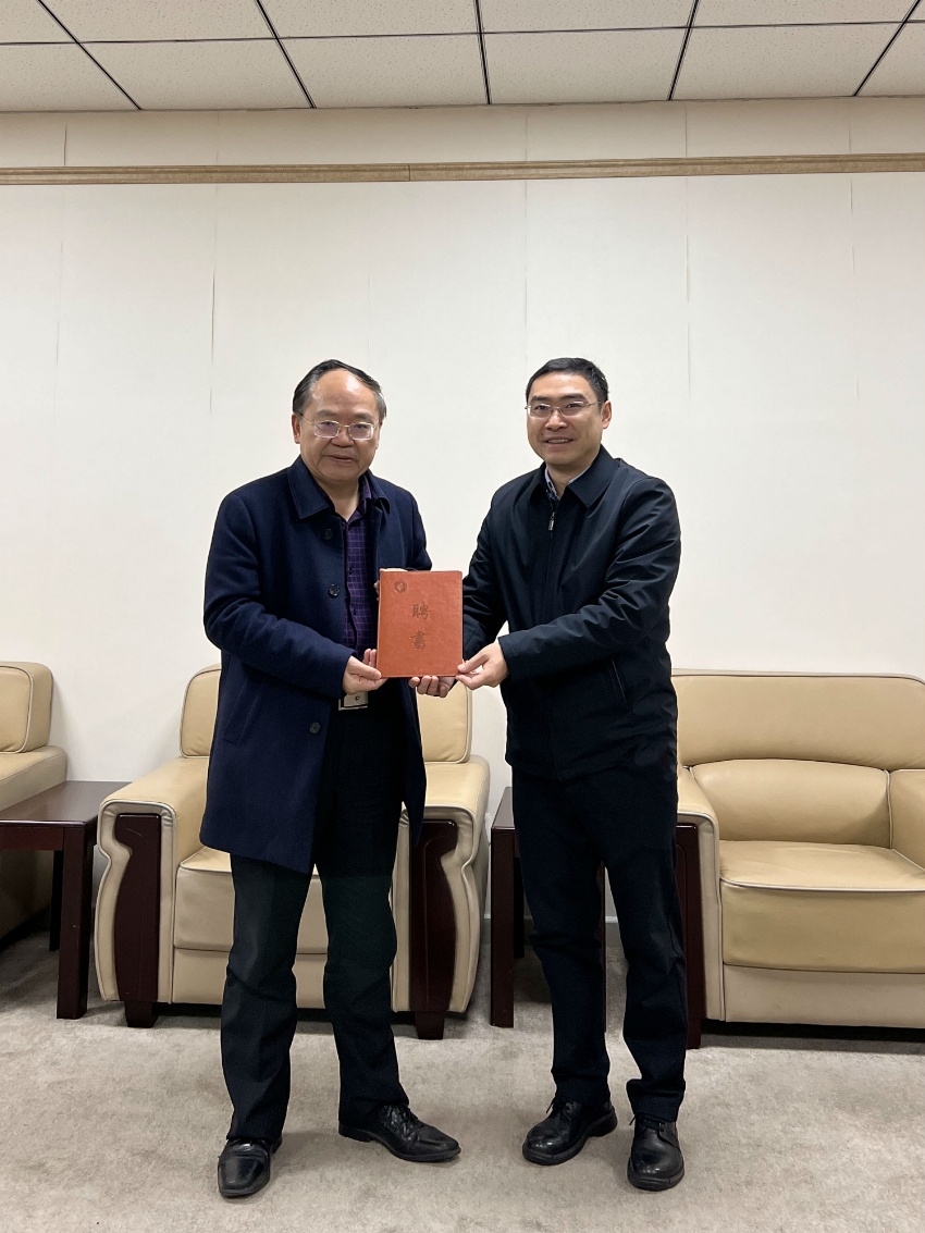 成都市科学技术发展战略研究院院长王旭拜访汪明义校长