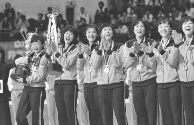 40年前叩开五连冠大门!有一种骄傲叫中国女排