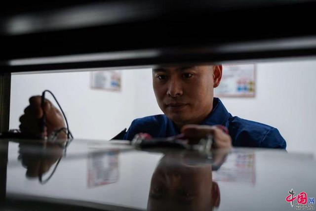 "电源医生"姜坤——十六年匠心守护通信心脏