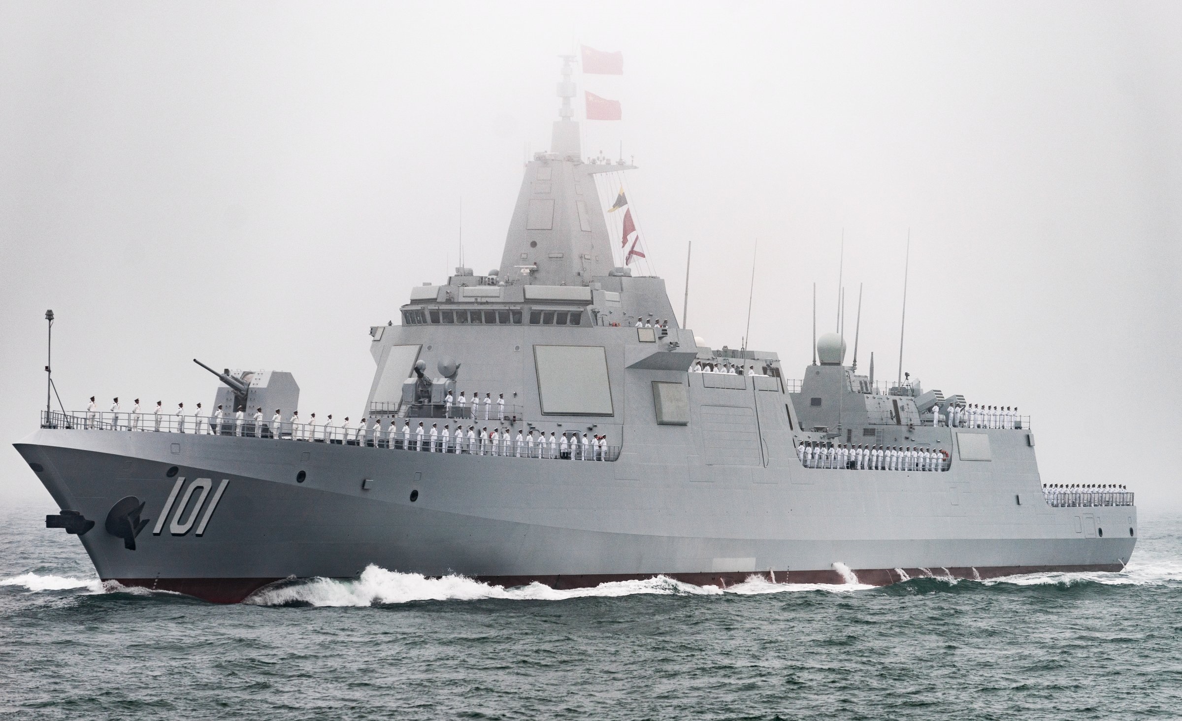 八星聚首,走向深蓝!第一批次8艘055型大型导弹驱逐舰完美收官!