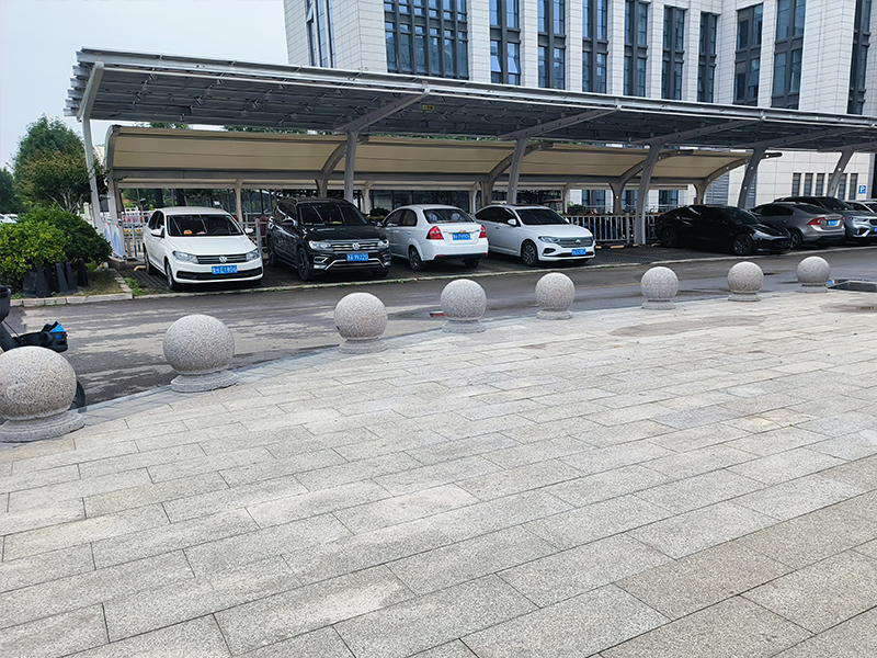 停车位挡车石墩