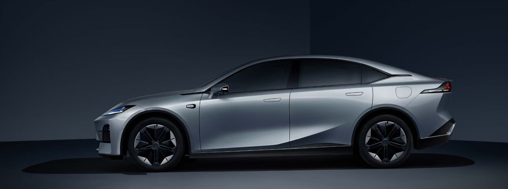 长安汽车新车型c385