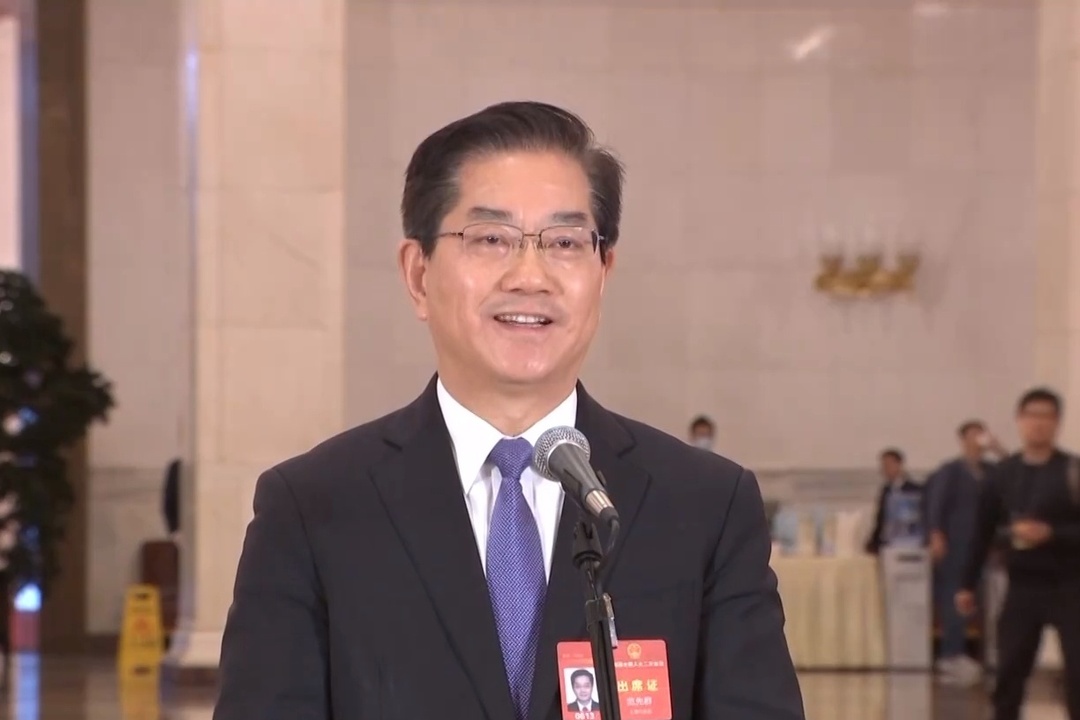 代表通道丨范先群:让每一位追光少年都能拥有光明的未来