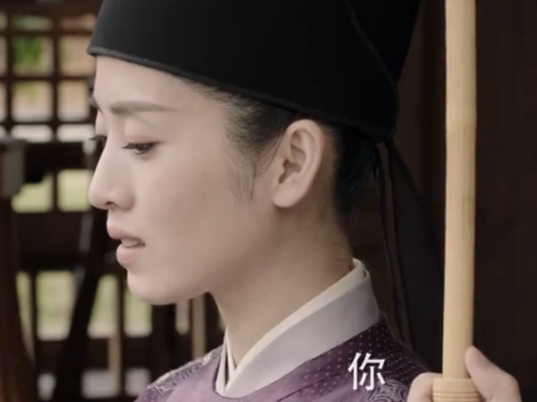 《与君歌》李若嘉又来客串了,虽然只有三场戏,但却惊艳了无数人