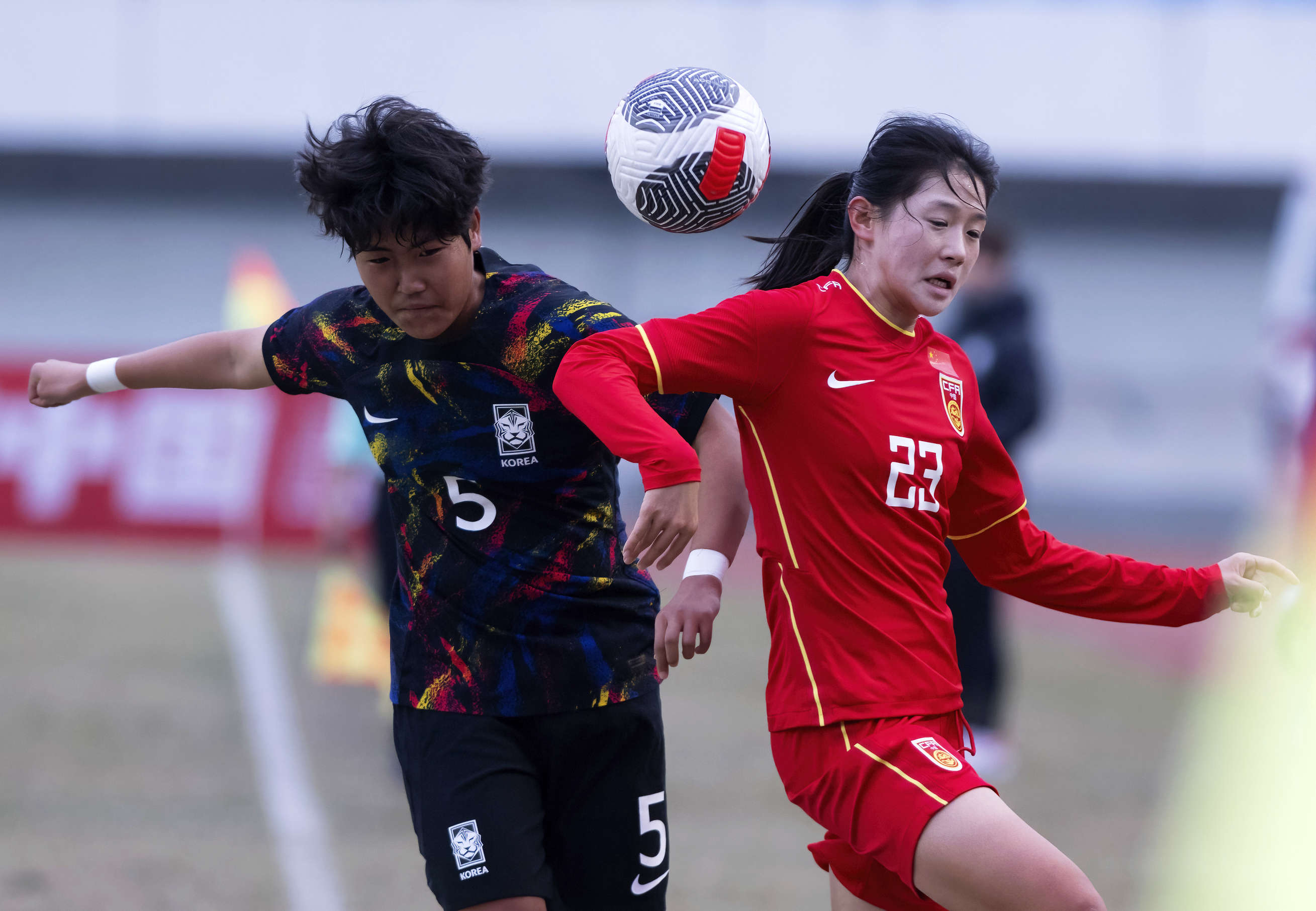 足球——u20女足邀请赛:中国队战平韩国队