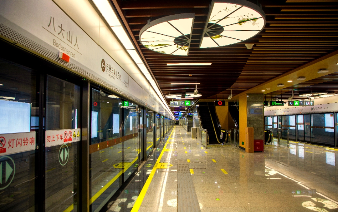 南昌地铁3号线开启全新旅程:站点探秘与运营详情