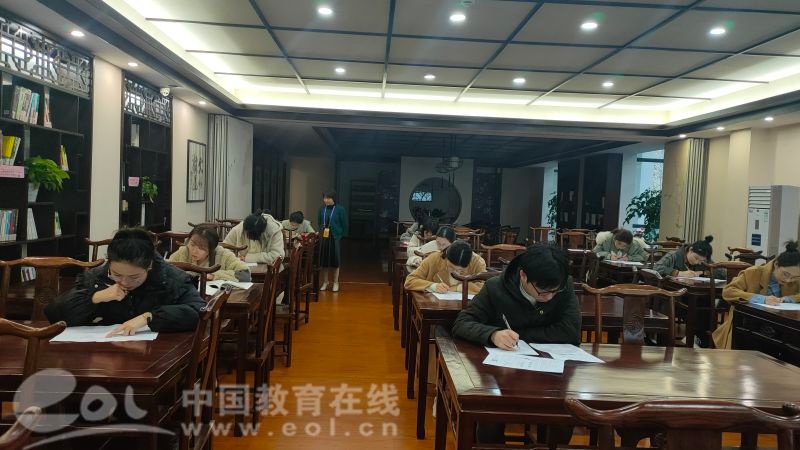 赛专业内功,促双减落地 金沙湖实验学校(中学部)举行首届青年教师