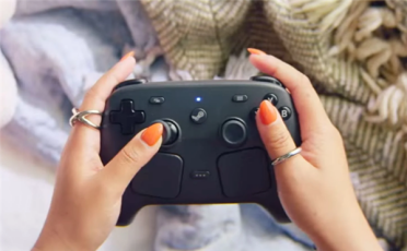 不需要内存可以早发！新款Steam手柄定档5月4日 主机产品持续延期