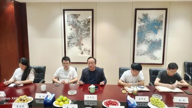 华夏促进会会长韦源带队走访上海辰鸿悦隆建设集团有限公司