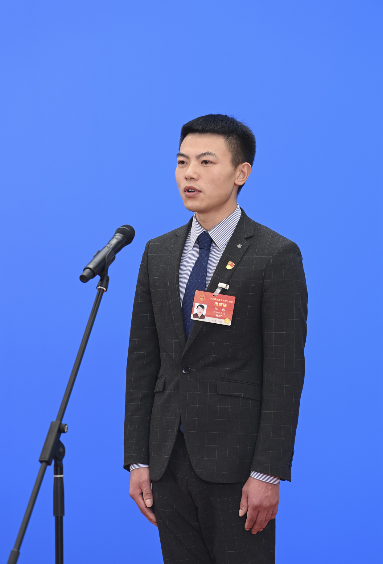 两会人物|"砌"出来的"大国工匠"——"95后"邹彬代表的成长故事