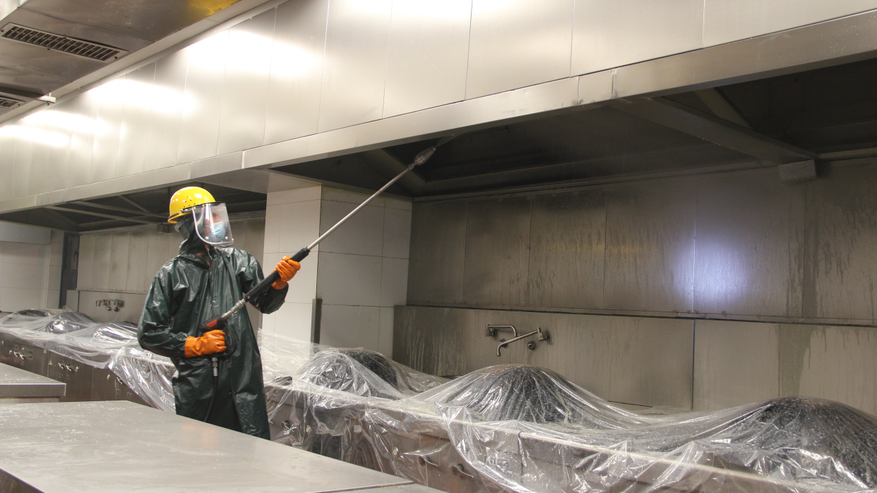 商业厨房油烟管道重油清洗,还有谁能比它更靠谱!