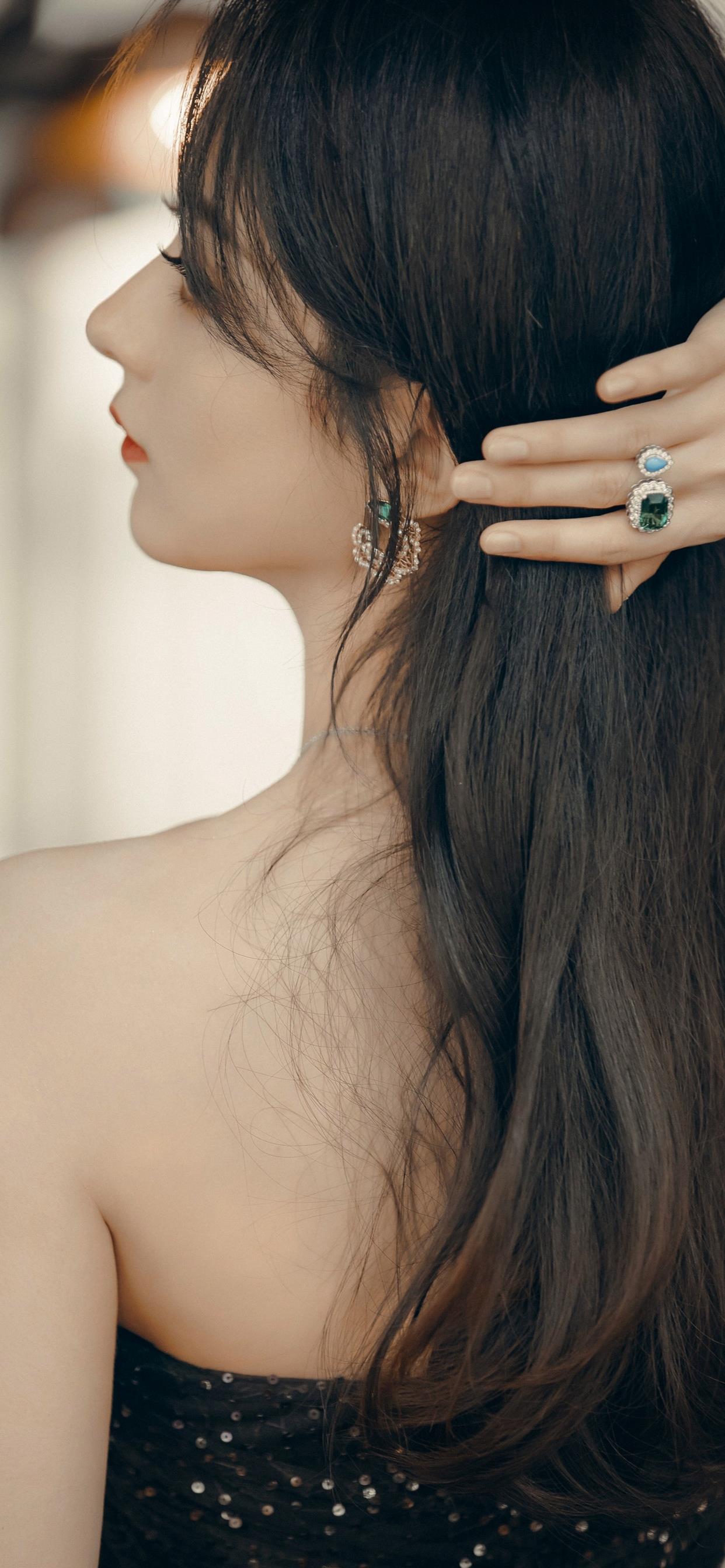 产后的赵丽颖身材依然很好锁屏壁纸就她了