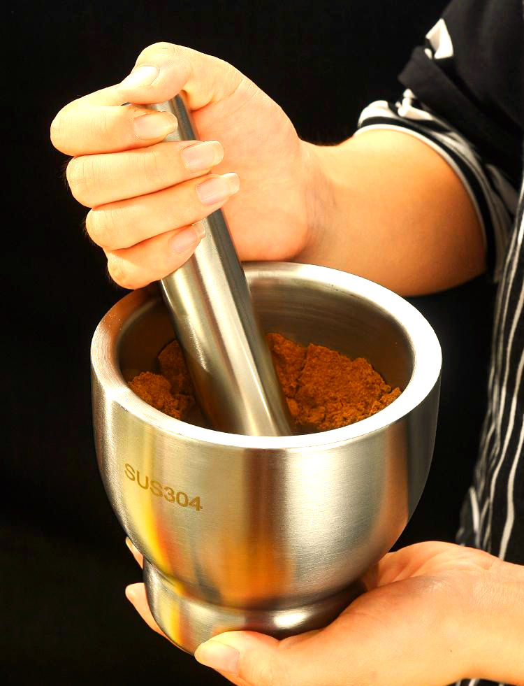 传统手工艺与现代科技结合,这款手动捣蒜器你抢了吗